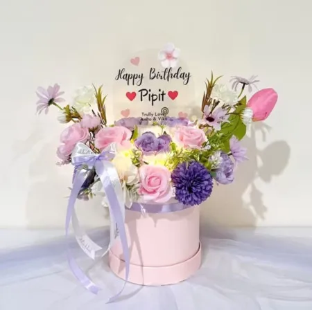 Bloom Box Akrilik Ucapan Ulang Tahun Solok